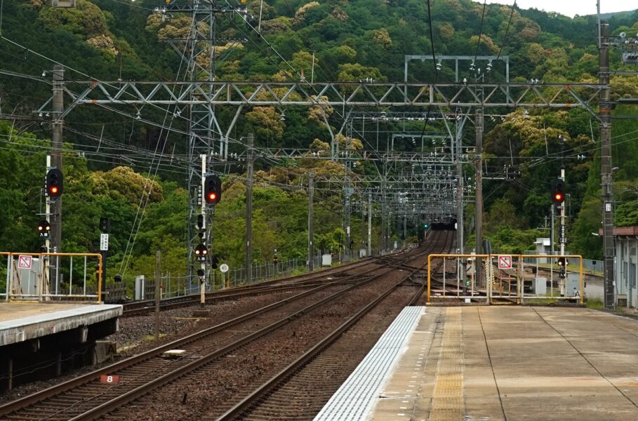 東青山駅　引き込み線