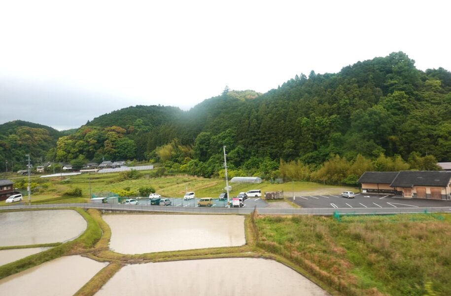 ビスタカー　車窓（榊原温泉口）