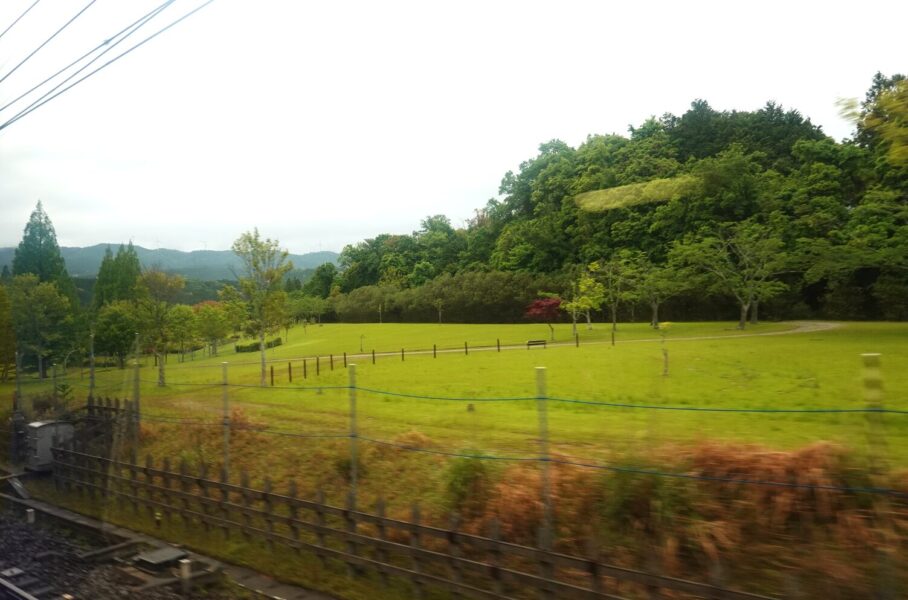 ビスタカー　車窓（東青山駅）