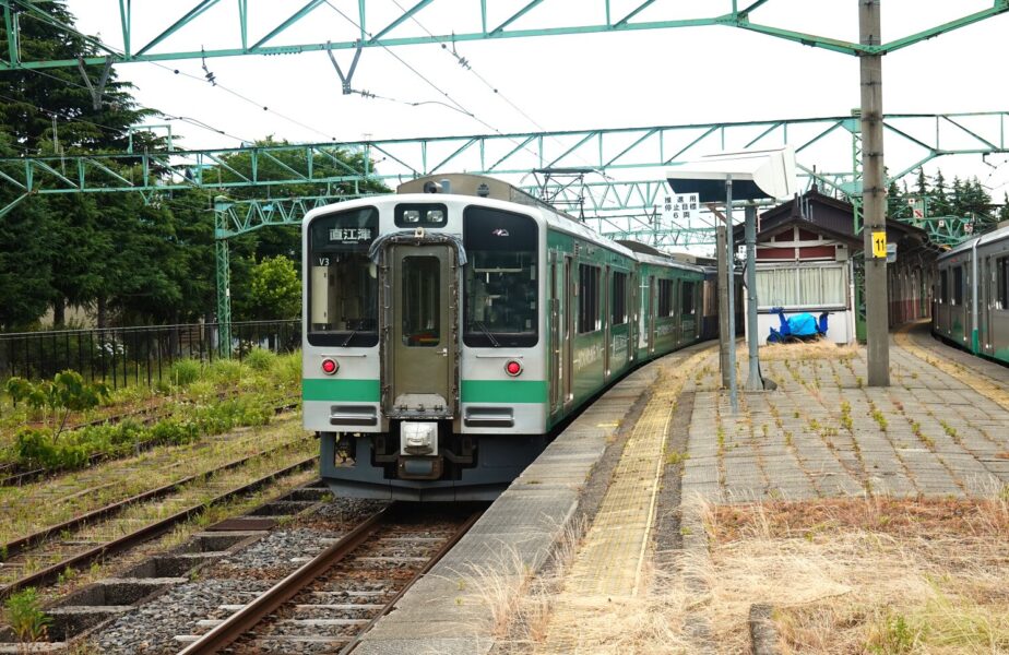 えちごトキめき鉄道　二本木駅