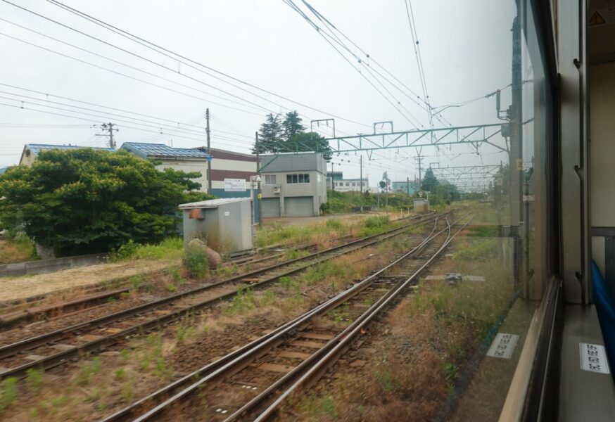 スイッチバック（えちごトキめき鉄道　二本木駅）