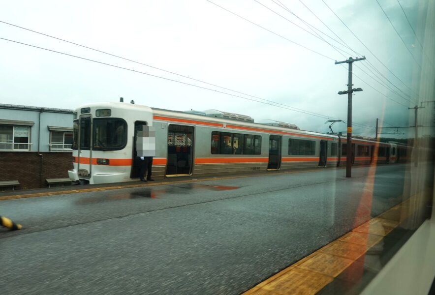 近江長岡駅（通過）