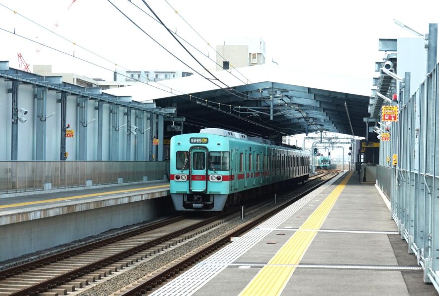 西鉄 桜並木駅（ホーム）